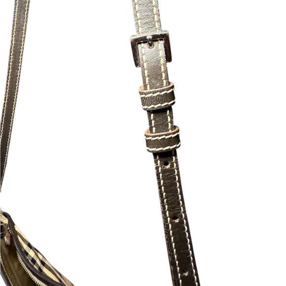 Burberrys blue label nova check shoulder/crossbody bag - Picture 7 of 9